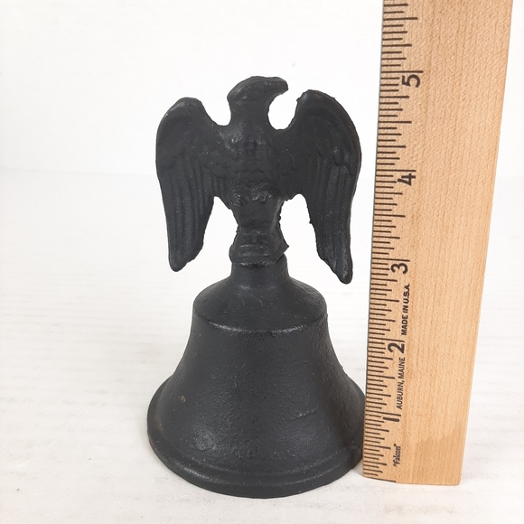 🛍Vintage American Eagle Black Cast Iron Dinner Bell Hand Held 5" Tall - Picture 2 of 4